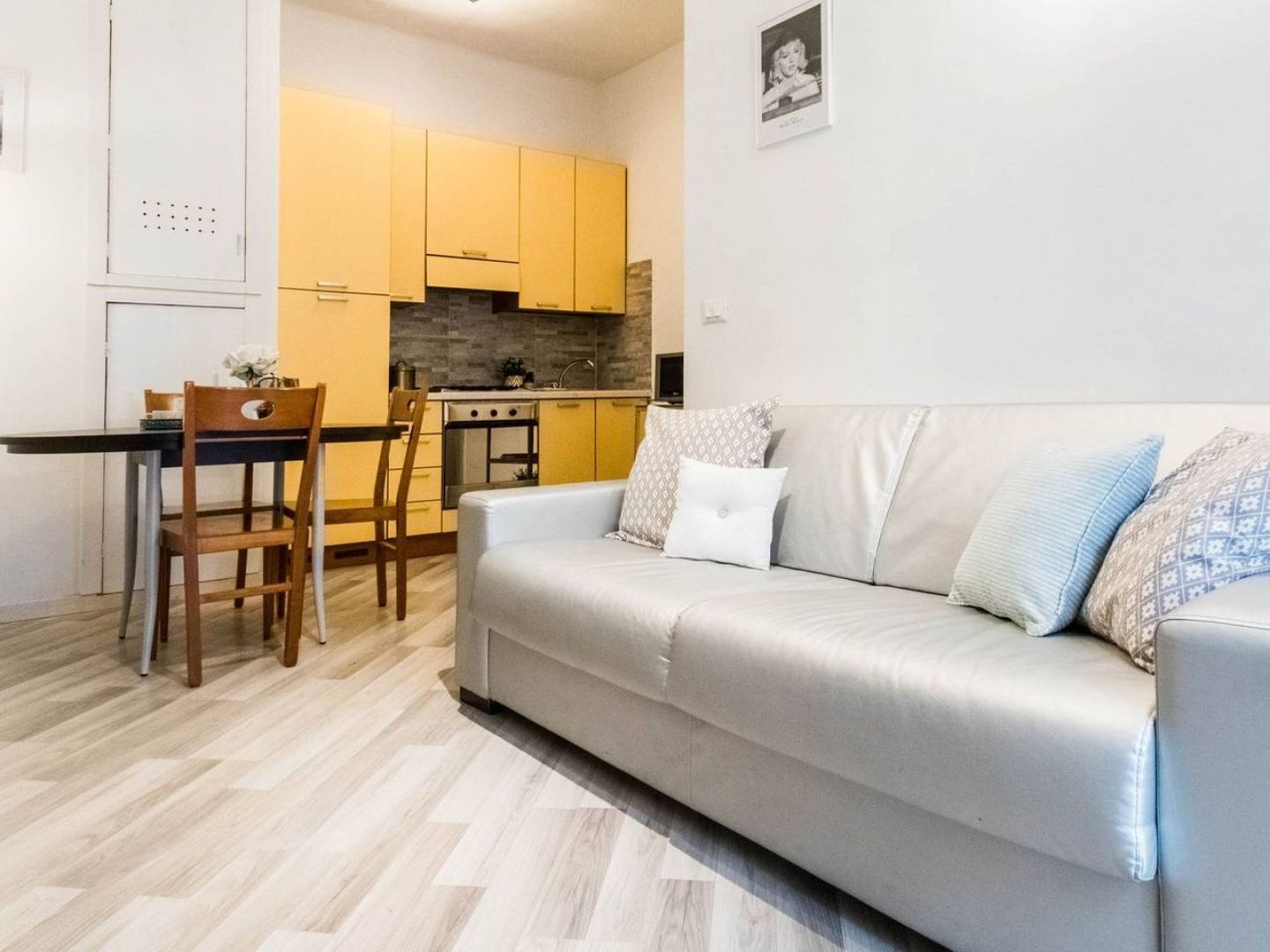 Hintown Submarine'S Apartment Milánó Kültér fotó